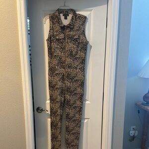 Leopard Print Sleeveless Jumpsuit